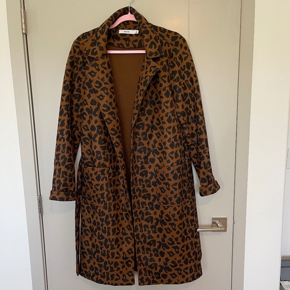 JustFab Brown and Black Trench Coat with Leopard Print - Picture 1 of 6